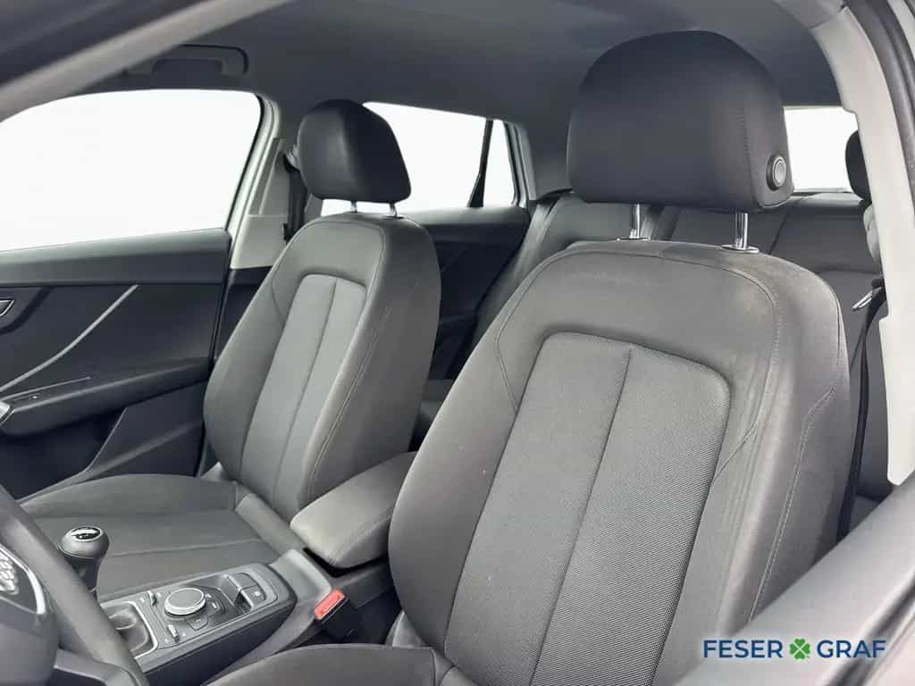 Audi Q2 1.0 TFSI - 6 Gang - SHZ - Einparkhilfe hinten 06/2017-photo-9