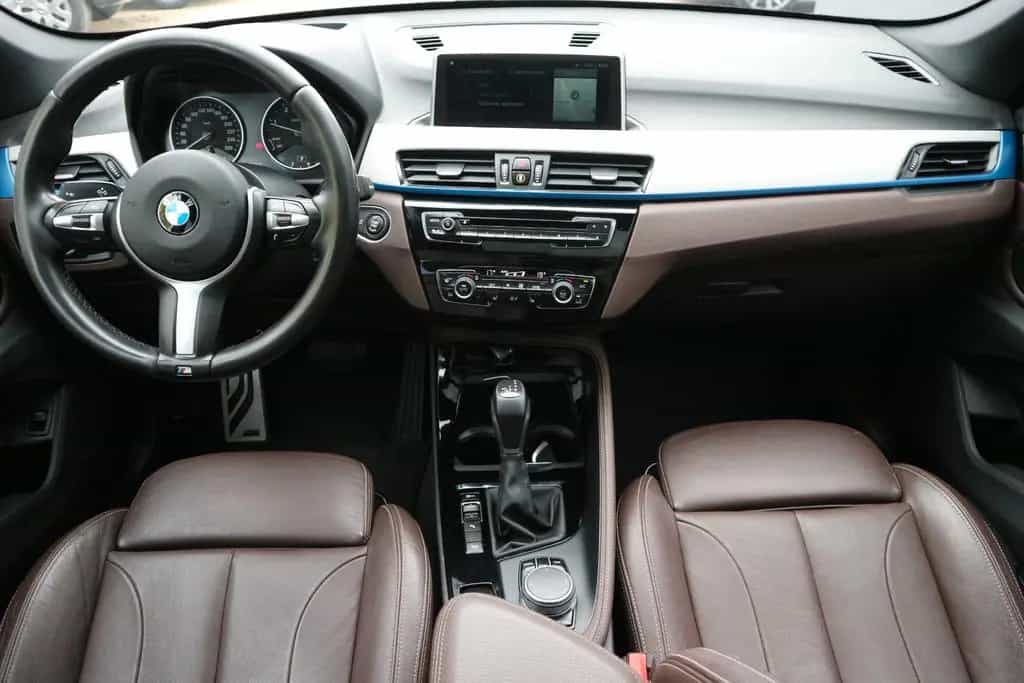 BMW X1 xDrive 25 d M Sport *2.HD/PANO/LEDER/HUD/AHK* 01/2018-photo-11