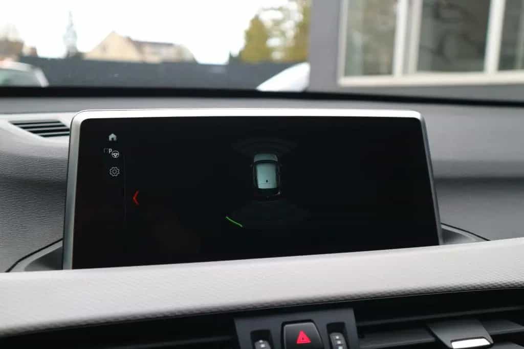 BMW X1 xDrive 25 d M Sport *2.HD/PANO/LEDER/HUD/AHK* 01/2018-photo-16