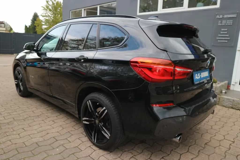 BMW X1 xDrive 25 d M Sport *2.HD/PANO/LEDER/HUD/AHK* 01/2018-photo-3