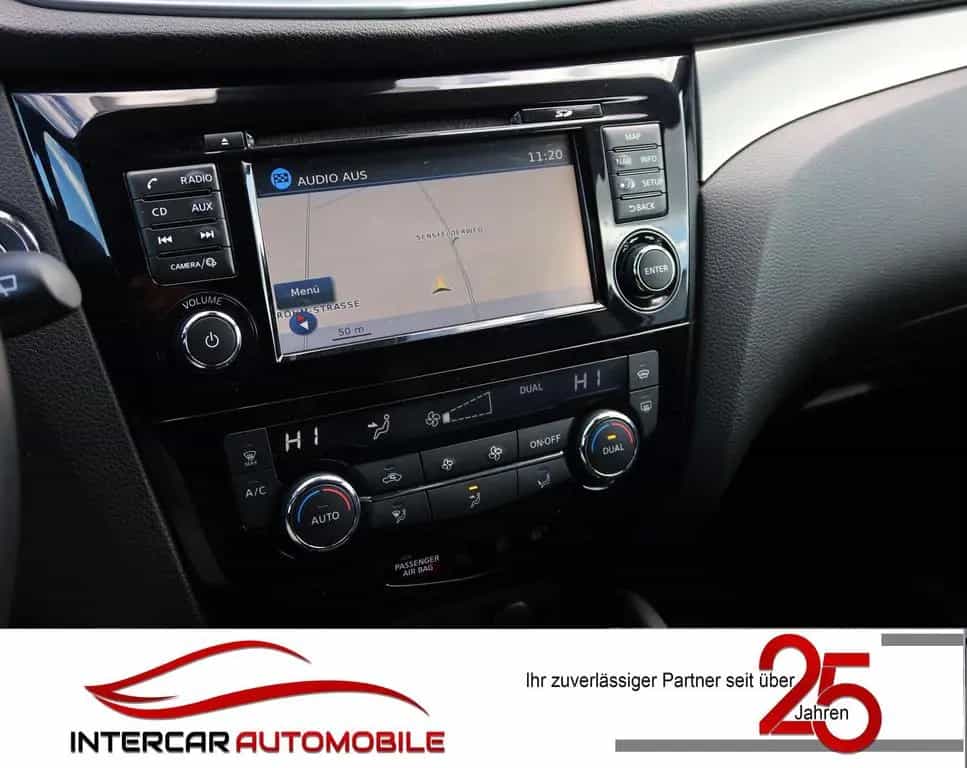 Nissan Qashqai Tekna 360° |1.Hand|Leder|Assistent P.| 03/2018-photo-7