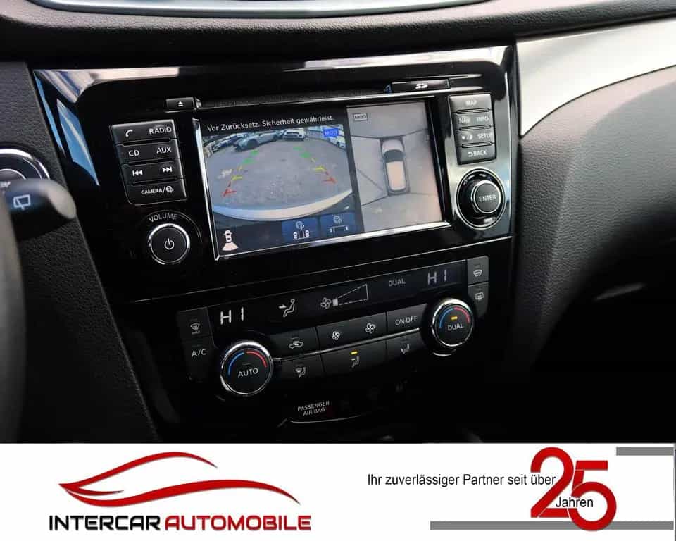 Nissan Qashqai Tekna 360° |1.Hand|Leder|Assistent P.| 03/2018-photo-8