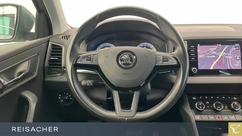 Skoda Karoq 1.5 TSI DSG AHK PDC LED KlimaA Navi 18" LM 12/2019-photo-4