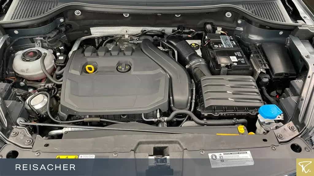 Skoda Karoq 1.5 TSI DSG AHK PDC LED KlimaA Navi 18" LM 12/2019-photo-6