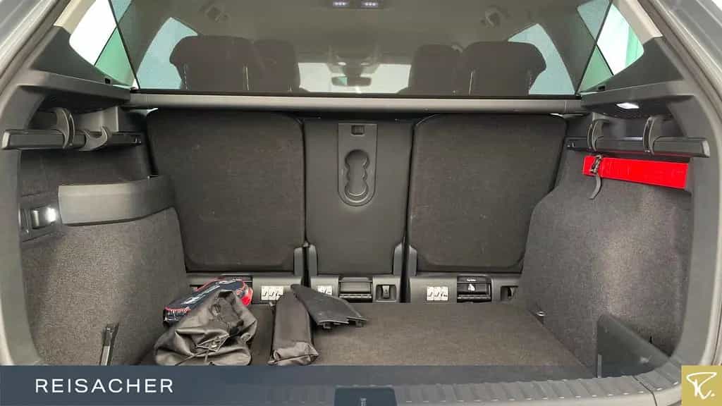 Skoda Karoq 1.5 TSI DSG AHK PDC LED KlimaA Navi 18" LM 12/2019-photo-9
