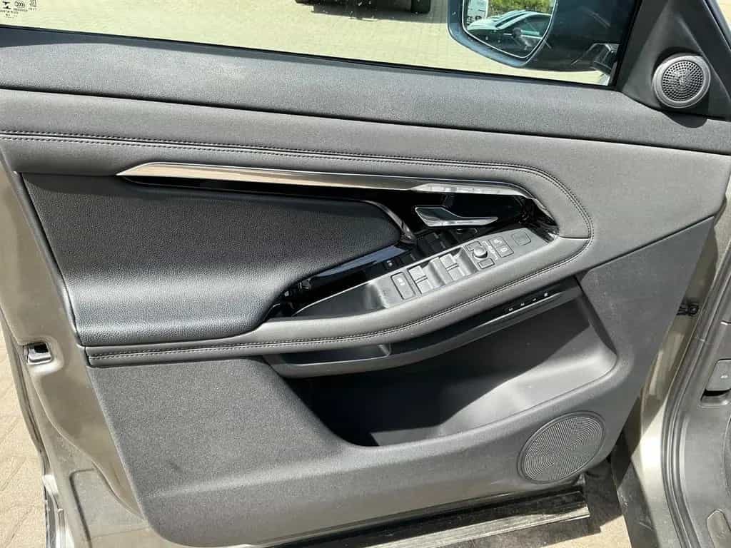 Land Rover Range Rover Rover Evoque 2.0 D 180 SE R-Dynamic Pano 10/2019-photo-16