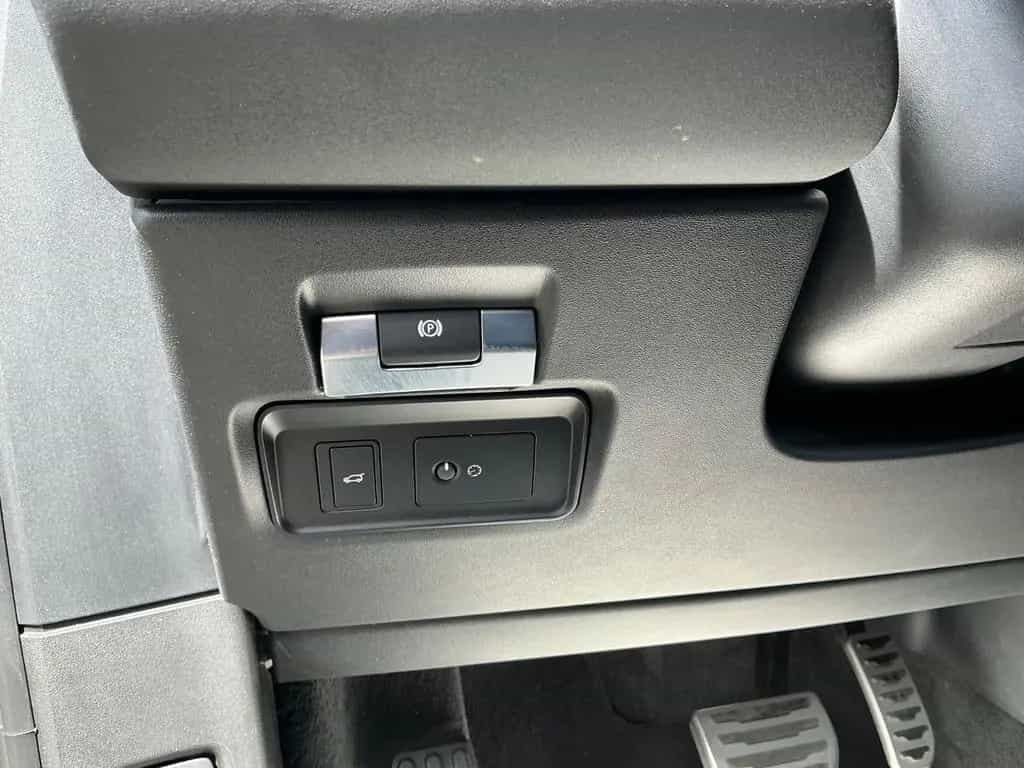Land Rover Range Rover Rover Evoque 2.0 D 180 SE R-Dynamic Pano 10/2019-photo-17