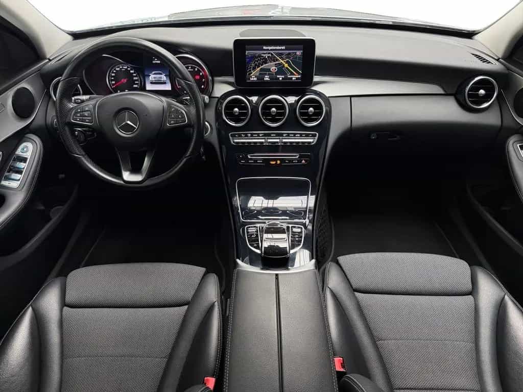 Mercedes-Benz C 200 AUTOMAT NAV+LED+EINPARKHILFE+ALLWETTER+TÜV 02/2016-photo-4