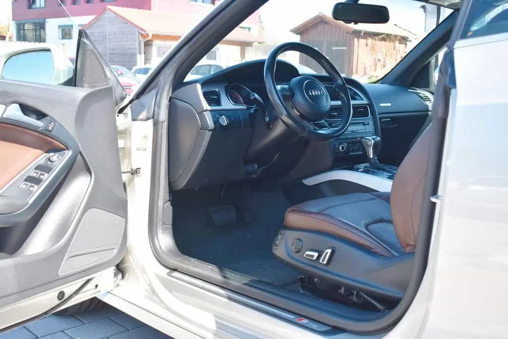 Audi A5 Cabriolet 3.0 TDI quattro S Line Selection 02/2015-photo-14