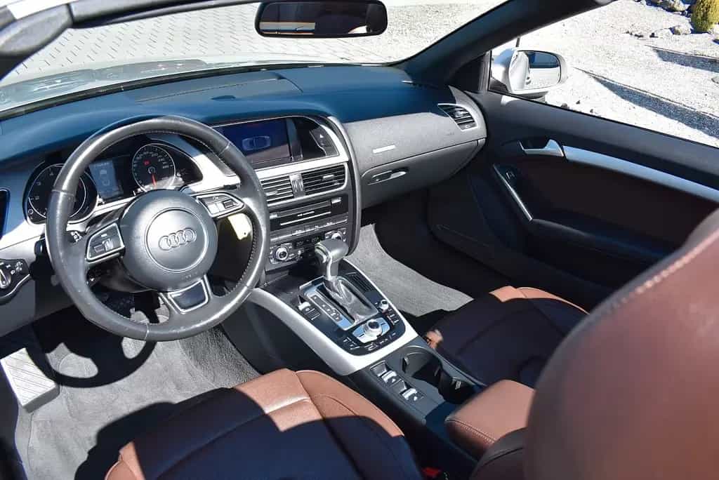 Audi A5 Cabriolet 3.0 TDI quattro S Line Selection 02/2015-photo-25