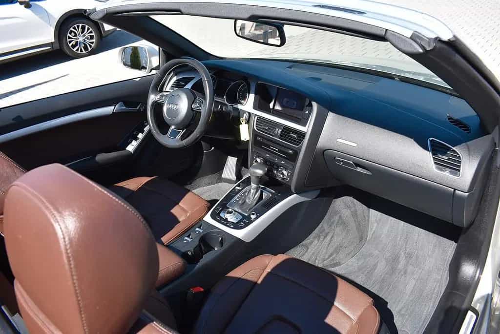 Audi A5 Cabriolet 3.0 TDI quattro S Line Selection 02/2015-photo-28