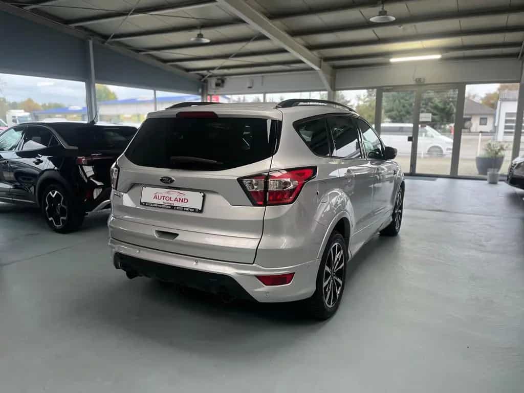 Ford Kuga 08/2019-photo-4
