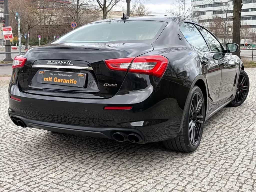 Maserati Ghibli Ghibli S BLACK EDITION. 20z Kamera 07/2018-photo-0