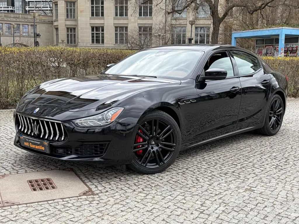 Maserati Ghibli Ghibli S BLACK EDITION. 20z Kamera 07/2018-photo-10