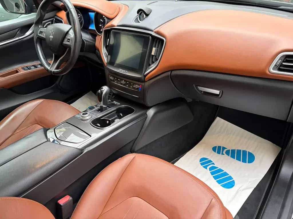 Maserati Ghibli Ghibli S BLACK EDITION. 20z Kamera 07/2018-photo-11