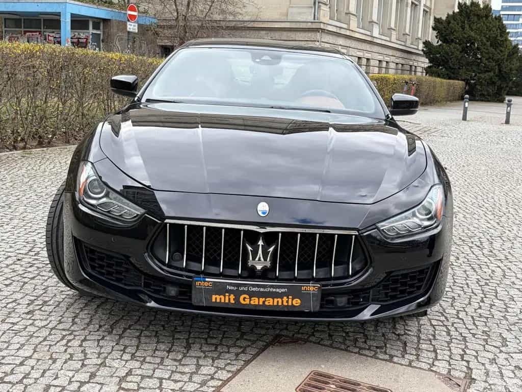 Maserati Ghibli Ghibli S BLACK EDITION. 20z Kamera 07/2018-photo-8