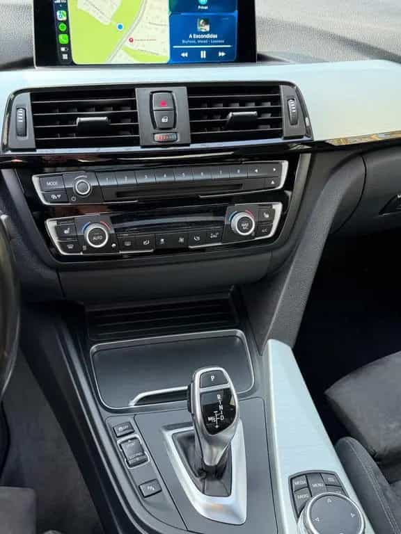 BMW 4 Series 420d xDrive Coupé M Sport A M Sport 04/2017-photo-10