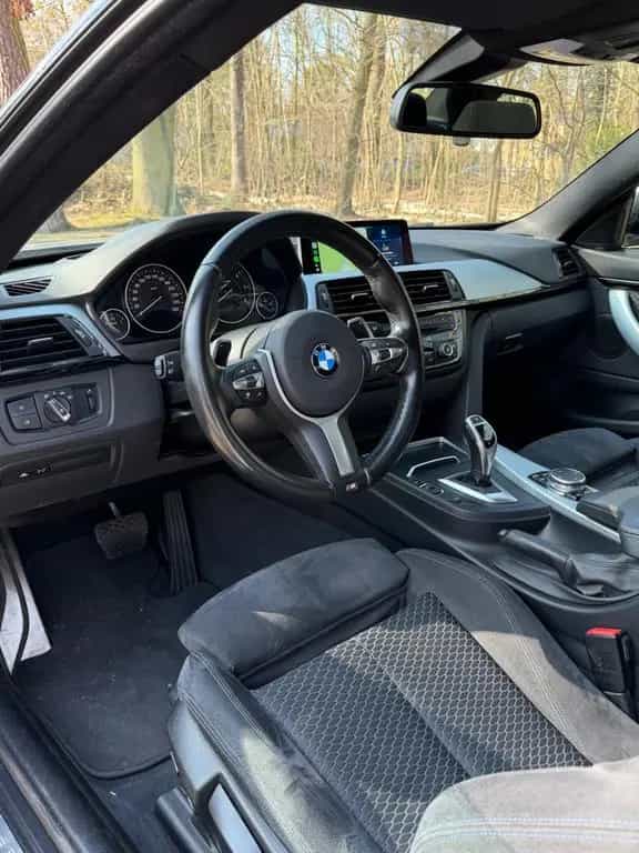 BMW 4 Series 420d xDrive Coupé M Sport A M Sport 04/2017-photo-9