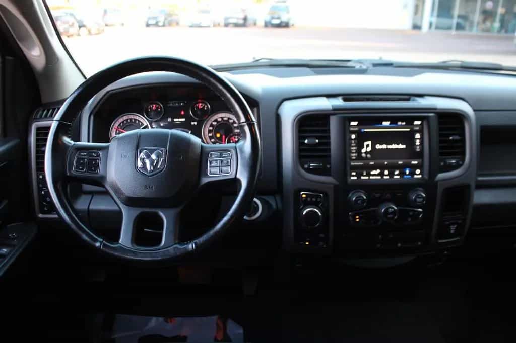 Dodge RAM 1500 Tradesmann 3,6L V6 LPG 6-Sitzer AHK 06/2020-photo-13