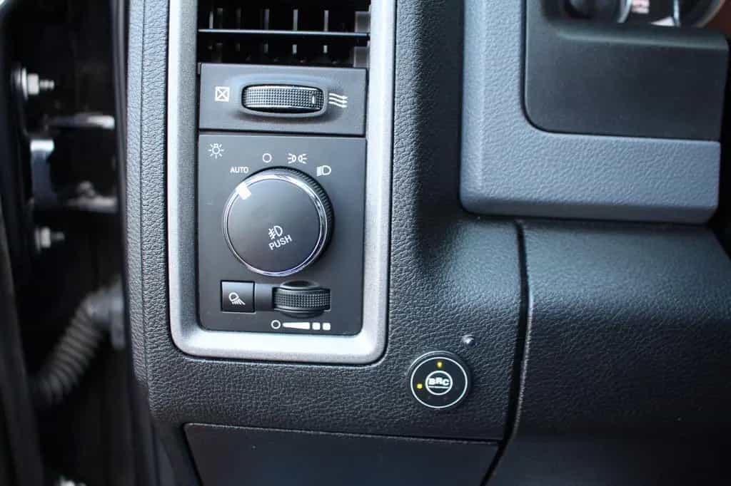 Dodge RAM 1500 Tradesmann 3,6L V6 LPG 6-Sitzer AHK 06/2020-photo-15