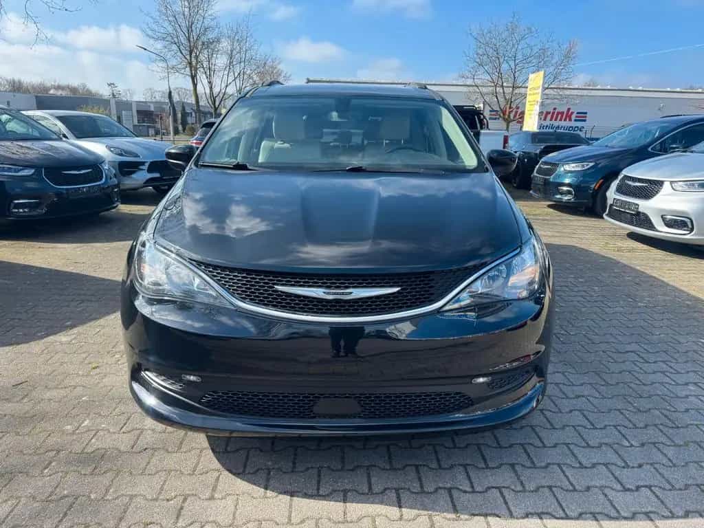 Chrysler Pacifica Voyager,Garantie,Neu TÜV, 07/2021-photo-1