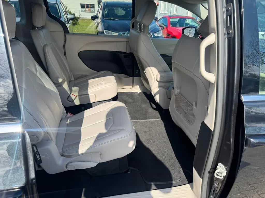 Chrysler Pacifica Voyager,Garantie,Neu TÜV, 07/2021-photo-12