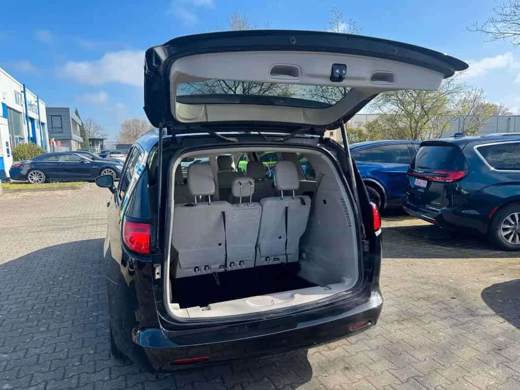 Chrysler Pacifica Voyager,Garantie,Neu TÜV, 07/2021-photo-13