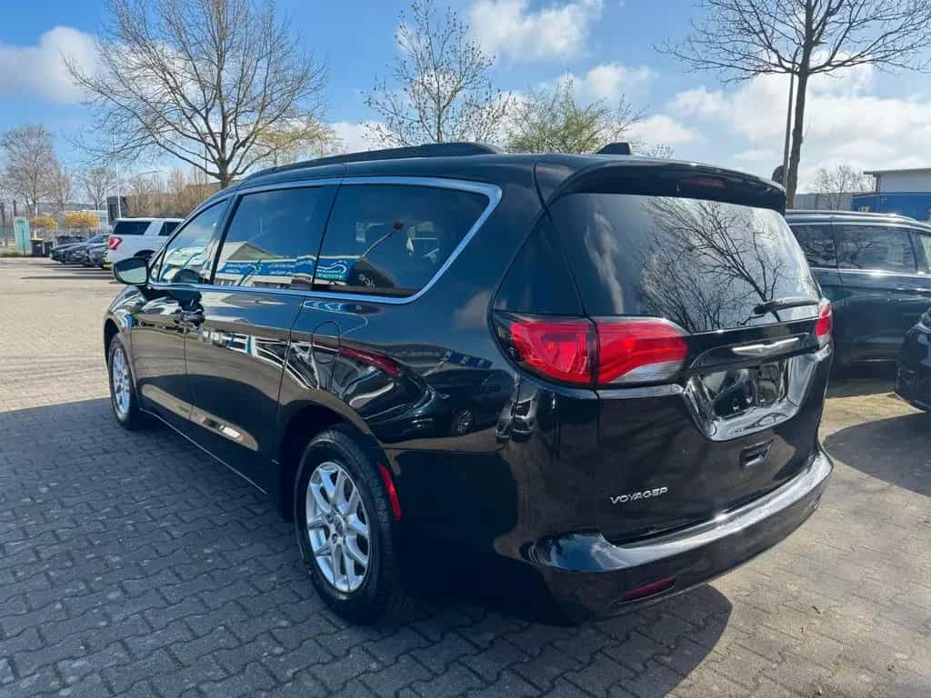 Chrysler Pacifica Voyager,Garantie,Neu TÜV, 07/2021-photo-5