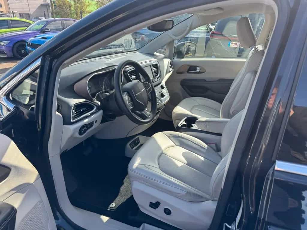 Chrysler Pacifica Voyager,Garantie,Neu TÜV, 07/2021-photo-8