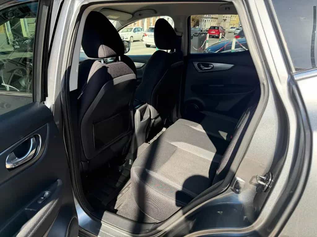 Nissan Qashqai N-Connecta 1-HAND NAVI 360 KAMERA TEMPOM 09/2018-photo-10
