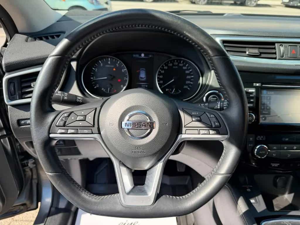 Nissan Qashqai N-Connecta 1-HAND NAVI 360 KAMERA TEMPOM 09/2018-photo-12