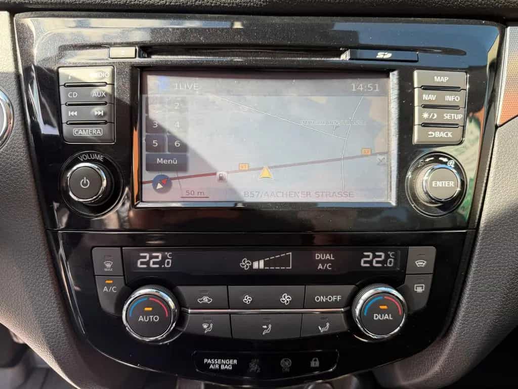 Nissan Qashqai N-Connecta 1-HAND NAVI 360 KAMERA TEMPOM 09/2018-photo-15
