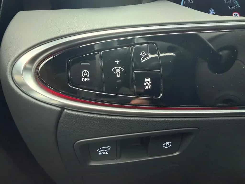 Genesis GV70 2.2 D 8AT AWD Sport Pano Tech Lexicon Comf 11/2024-photo-21