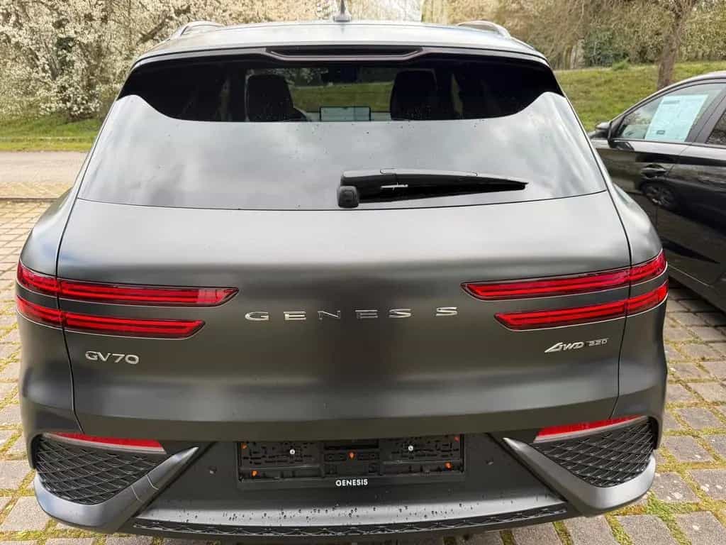Genesis GV70 2.2 D 8AT AWD Sport Pano Tech Lexicon Comf 11/2024-photo-4