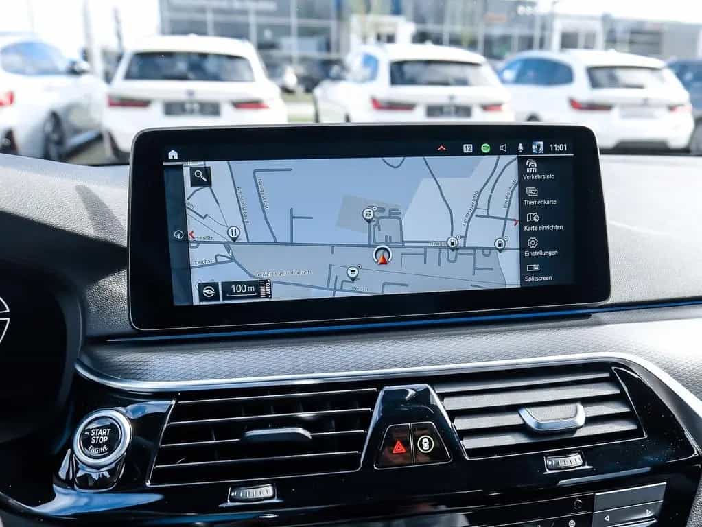 BMW 5 Series 530d xDrive A M Sport HUD PANO ACC RFK NAVI LED 08/2021-photo-12