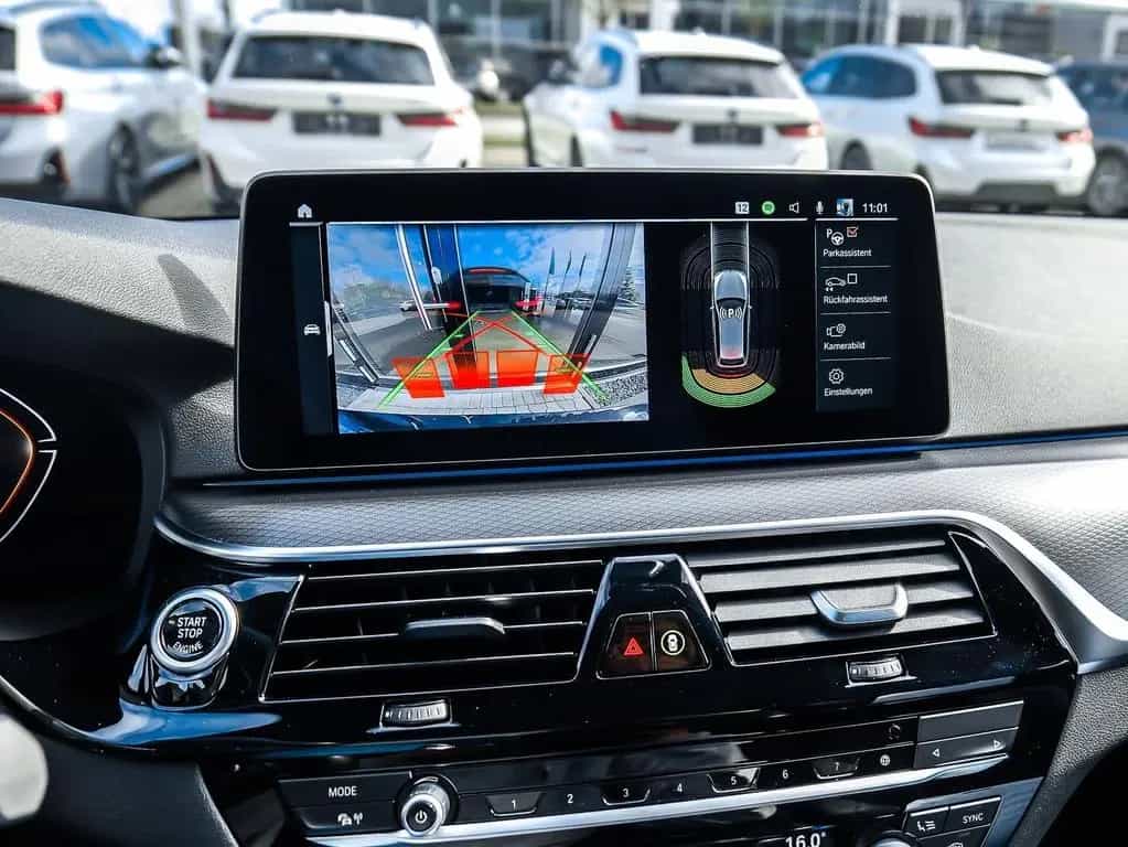 BMW 5 Series 530d xDrive A M Sport HUD PANO ACC RFK NAVI LED 08/2021-photo-13