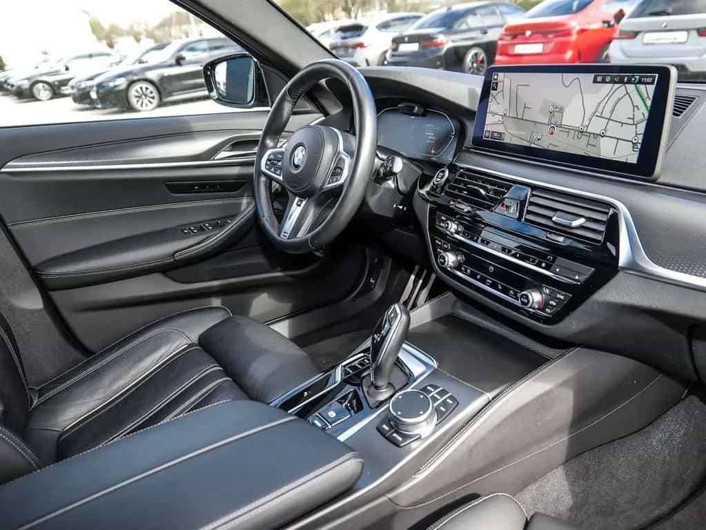 BMW 5 Series 530d xDrive A M Sport HUD PANO ACC RFK NAVI LED 08/2021-photo-14