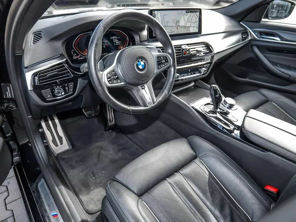BMW 5 Series 530d xDrive A M Sport HUD PANO ACC RFK NAVI LED 08/2021-photo-16