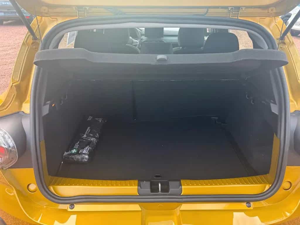 Dacia Sandero 3 Stepway Extreme TCE 110 02/2026-photo-15