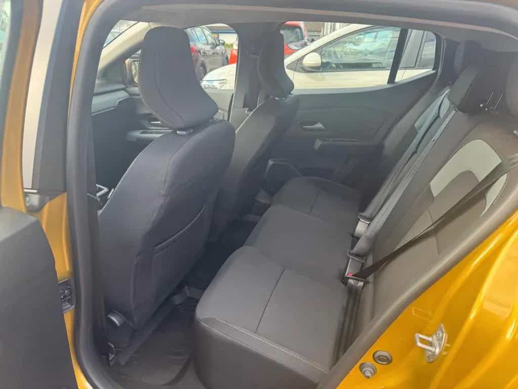 Dacia Sandero 3 Stepway Extreme TCE 110 02/2026-photo-16