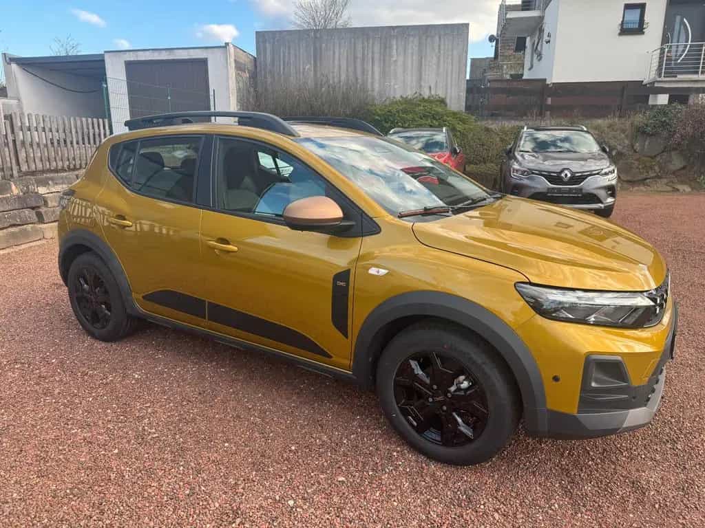 Dacia Sandero 3 Stepway Extreme TCE 110 02/2026-photo-3