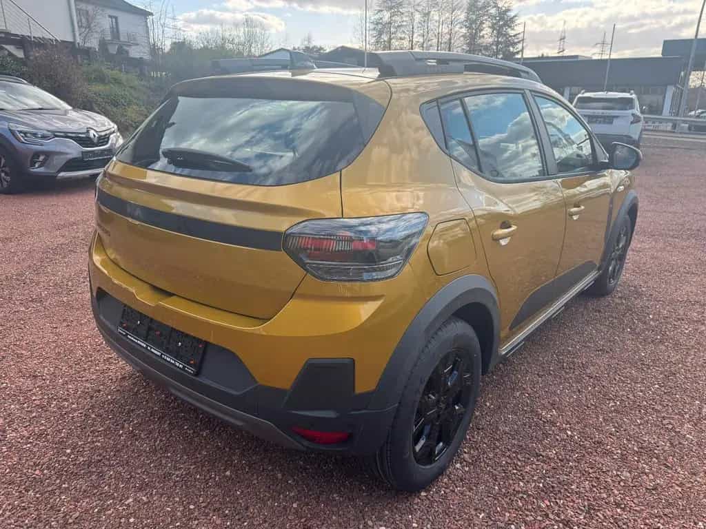 Dacia Sandero 3 Stepway Extreme TCE 110 02/2026-photo-9