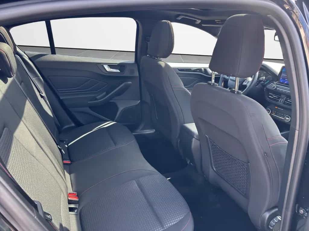 Ford Focus Lim. ST-Line *Pano*B&O*RFK*RFK*DAB*Sith.* 12/2020-photo-11
