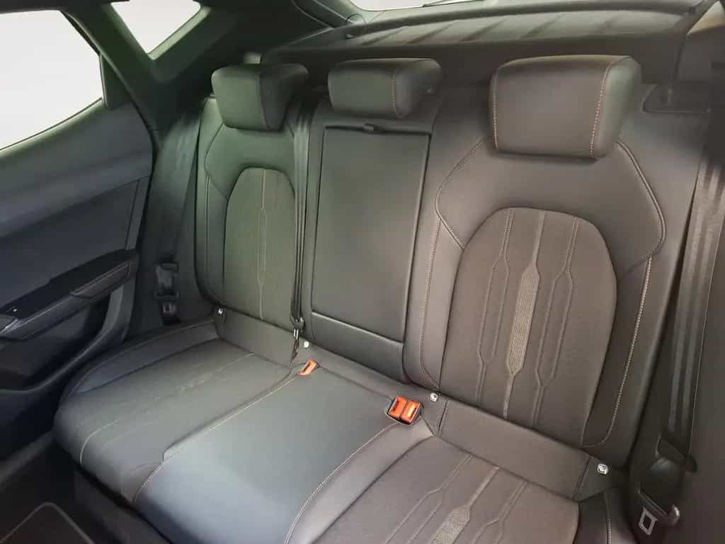 Cupra Formentor 2.0 TDI AHK Pano RFK SHZ PDC KeyLess 09/2023-photo-7