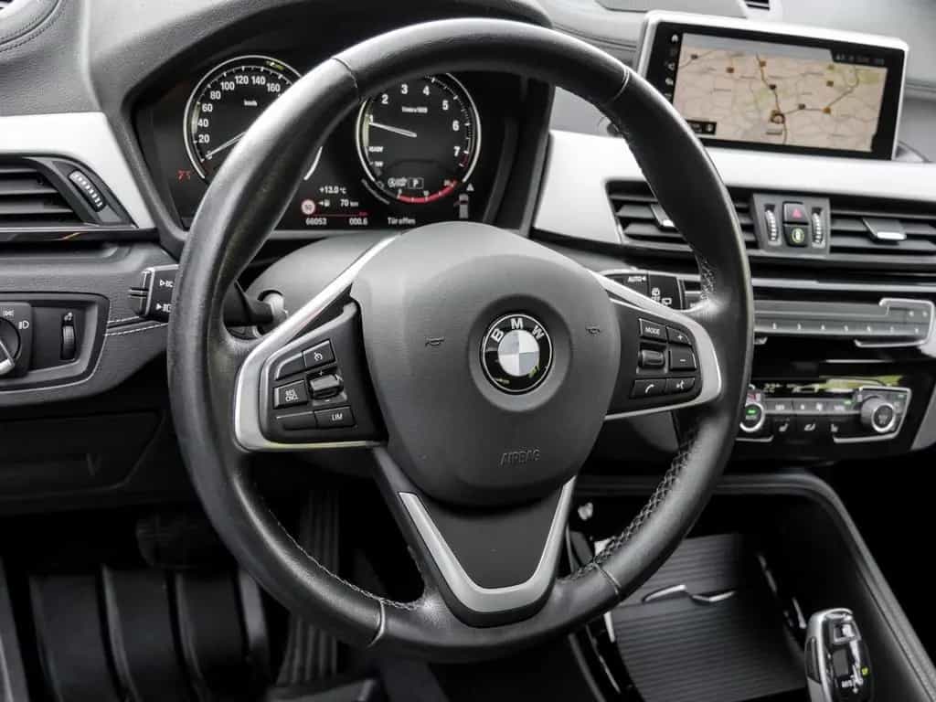 BMW X2 xDrive20i ADVANTAGE+PANO+AHK+RFK+DA+NAVI 03/2021-photo-8
