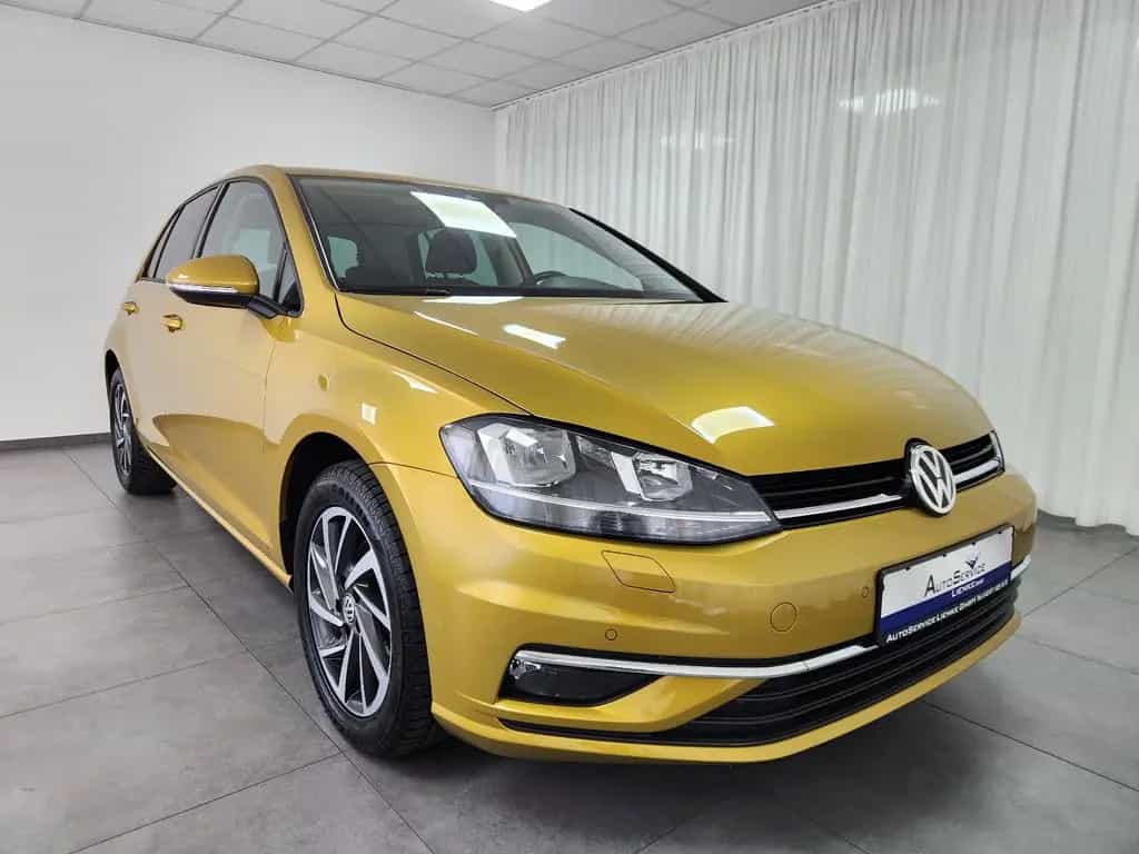 Volkswagen Golf SOUND DSG NAV SHZ CarPlay Virtual Kam. M&S 10/2017-photo-0