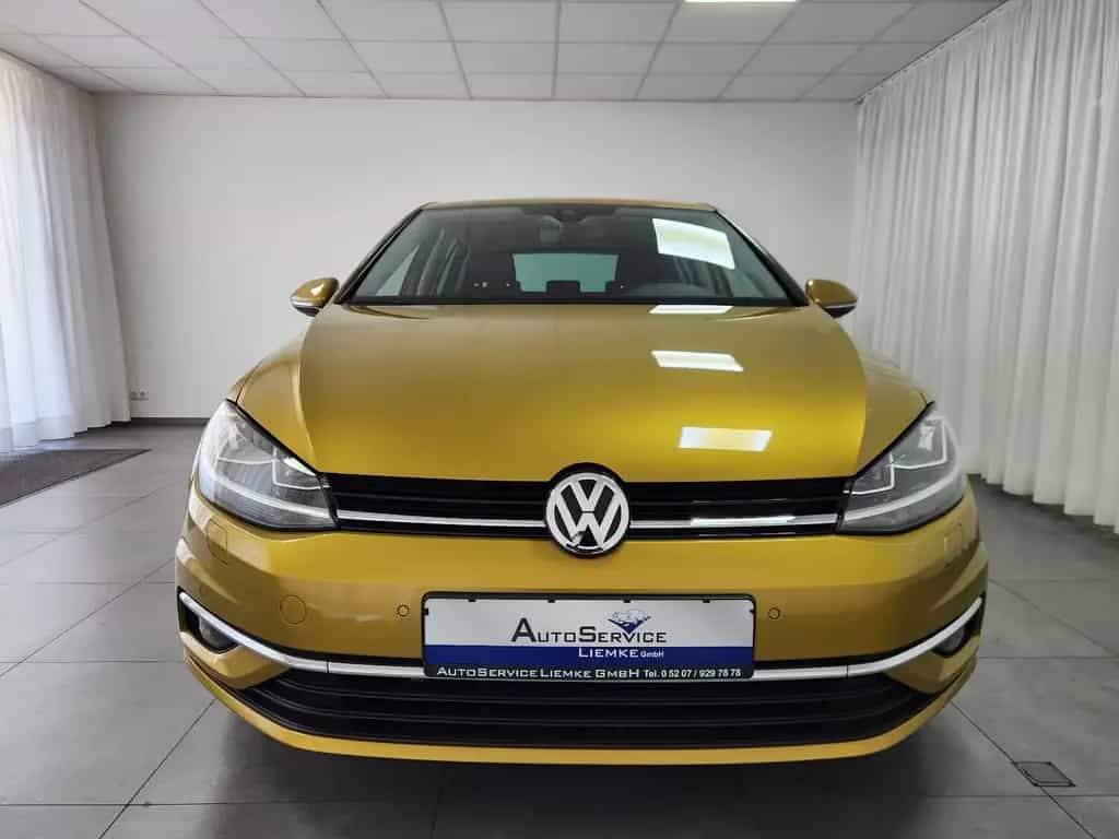 Volkswagen Golf SOUND DSG NAV SHZ CarPlay Virtual Kam. M&S 10/2017-photo-1