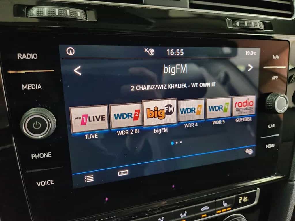 Volkswagen Golf SOUND DSG NAV SHZ CarPlay Virtual Kam. M&S 10/2017-photo-15