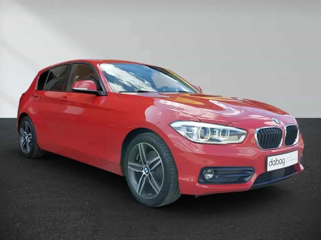 BMW 1 Series 125i Aut Sport Line 2.Hd SHZ LHZ LED KAM CarPlay 01/2017-photo-1