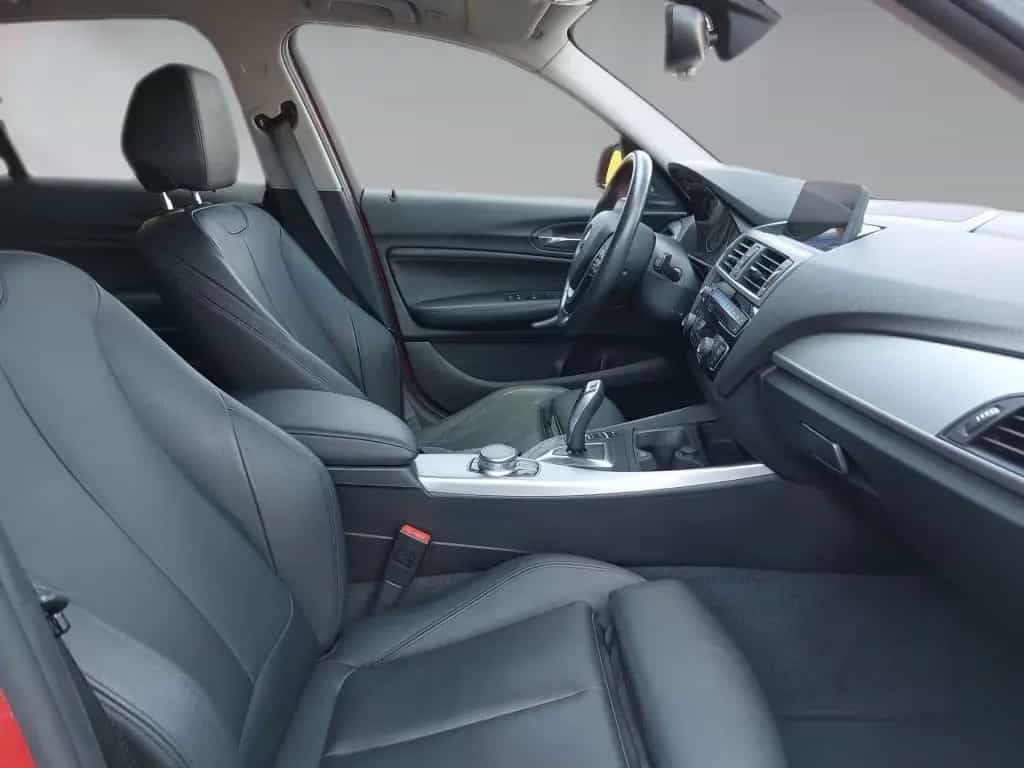 BMW 1 Series 125i Aut Sport Line 2.Hd SHZ LHZ LED KAM CarPlay 01/2017-photo-3